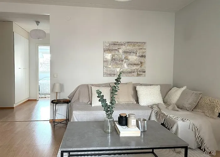 3br W Balconies And Private Sauna شقة *